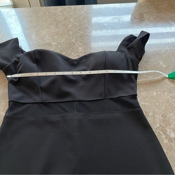 Justify black dress with mesh on middle of dress and on bottom. size large - Picture 9 of 11